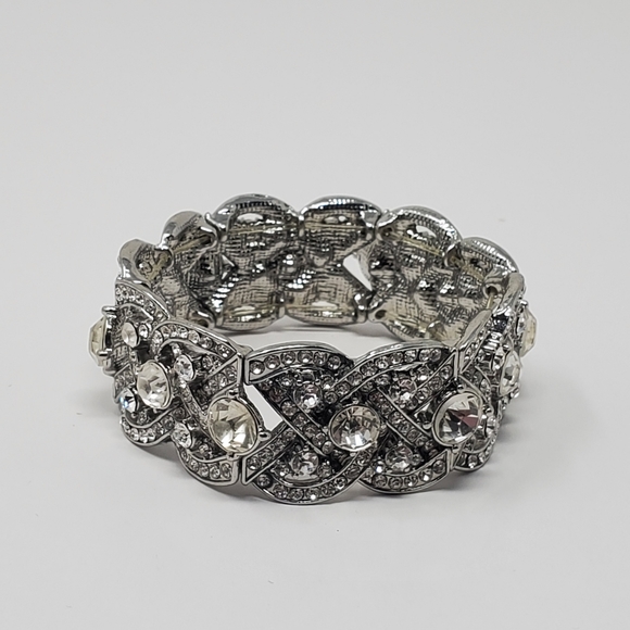 Chunky heavy large rhinestone stretchy bracelet 8" Around - Picture 1 of 6